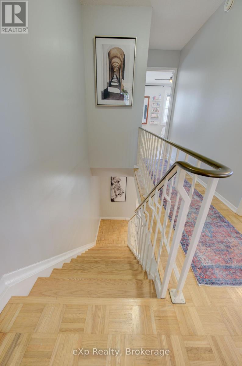 B - 586 Mount Anne Drive, Waterloo, Ontario  N2L 4W3 - Photo 30 - X11940018