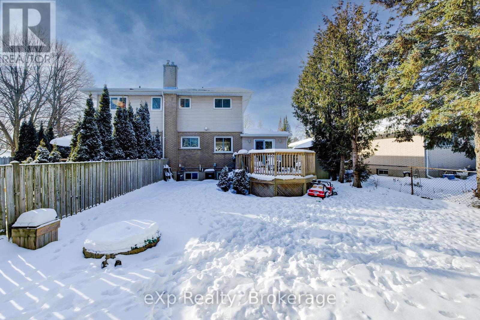 B - 586 Mount Anne Drive, Waterloo, Ontario  N2L 4W3 - Photo 35 - X11940018