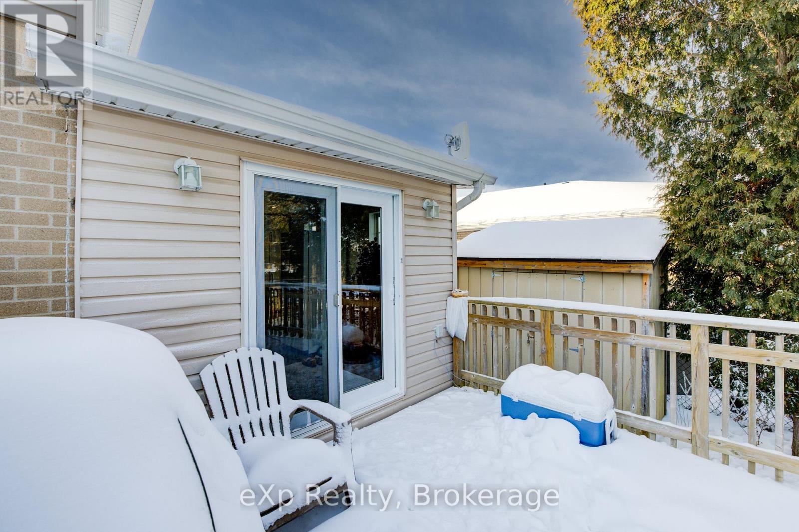 B - 586 Mount Anne Drive, Waterloo, Ontario  N2L 4W3 - Photo 37 - X11940018