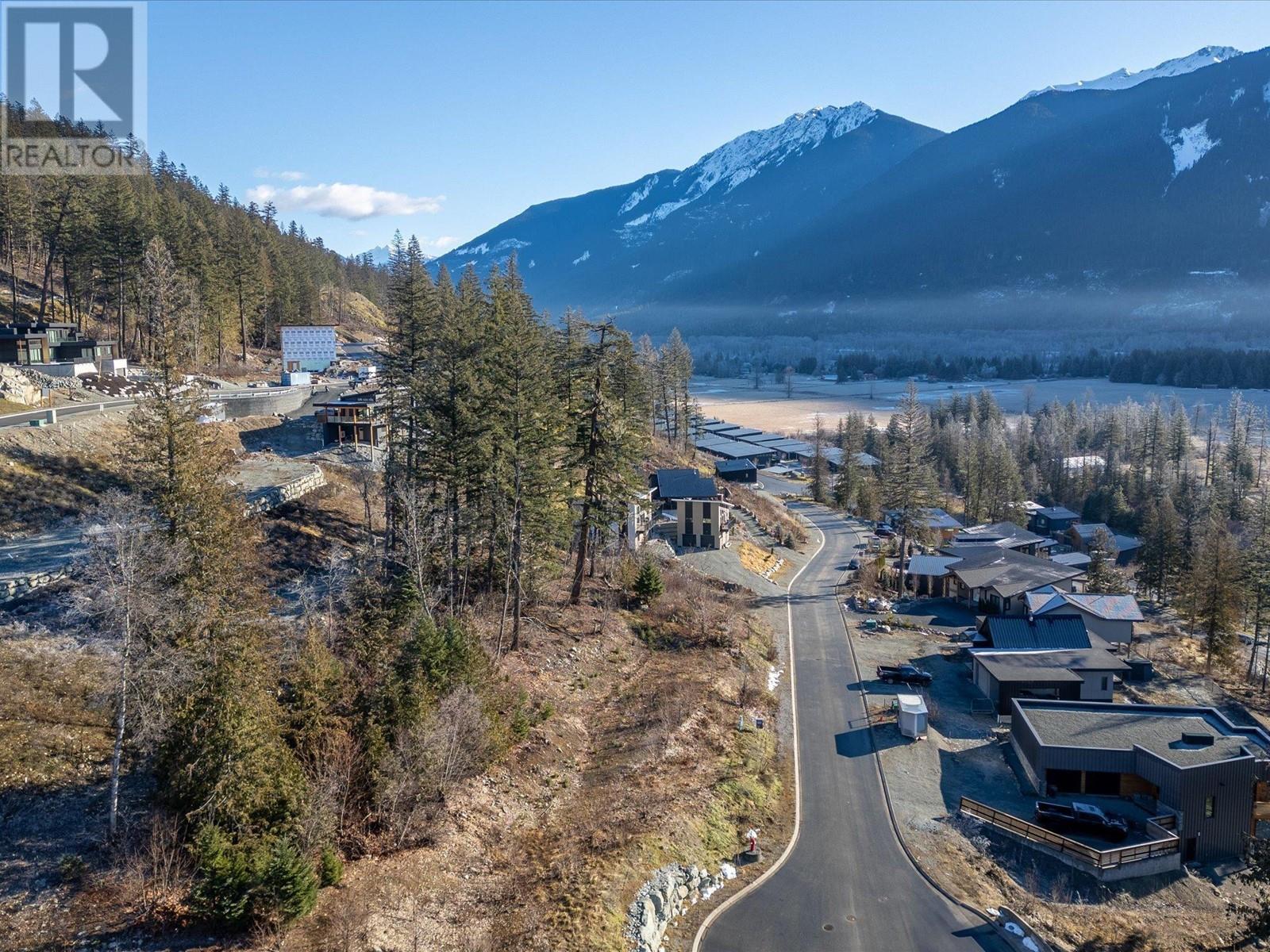 7672 Cerulean Drive, Pemberton, British Columbia  V0N 2L3 - Photo 6 - R2950591