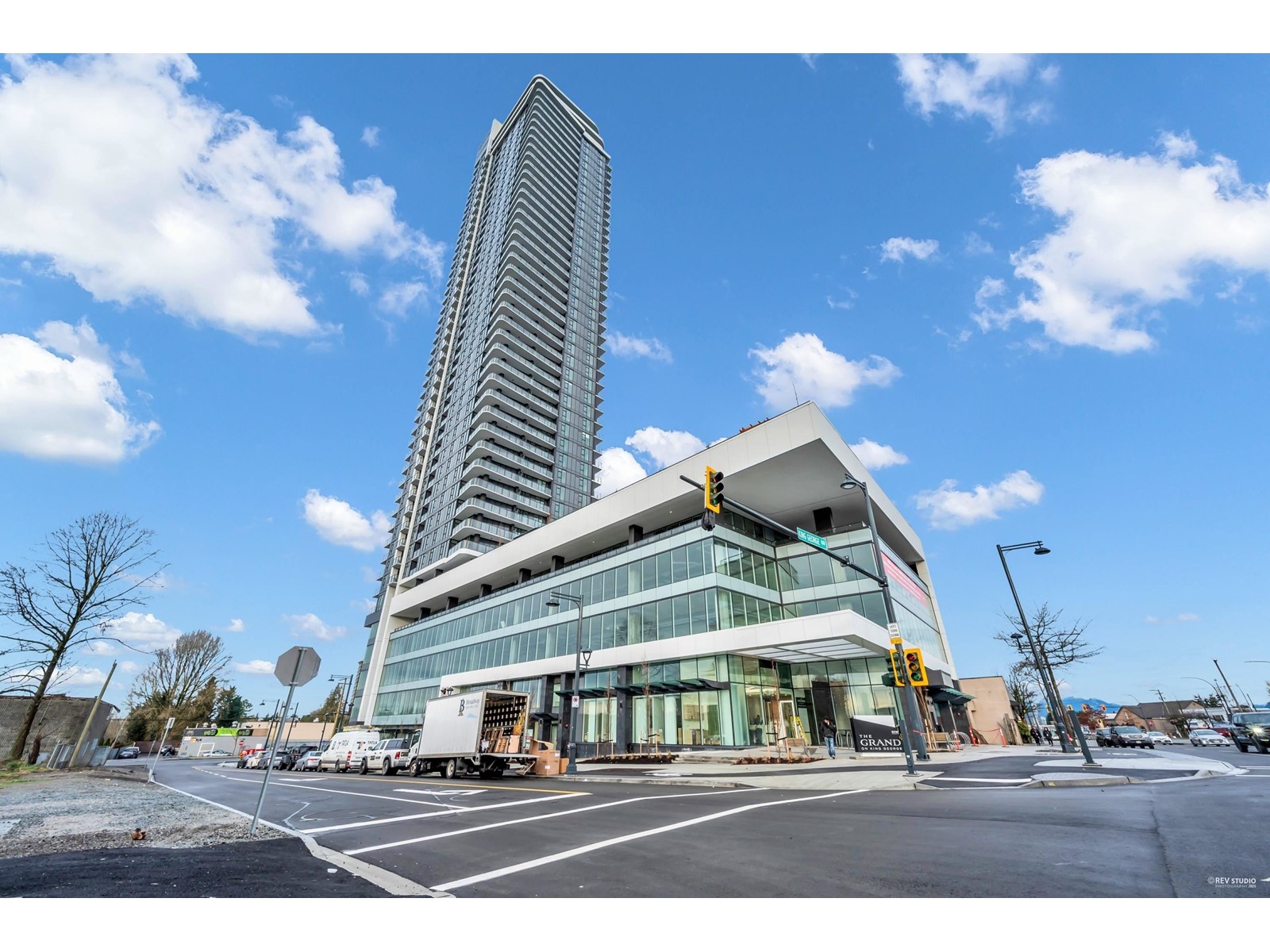 1905 10750 135a Street, Surrey, British Columbia  V3T 4E2 - Photo 1 - R2959915