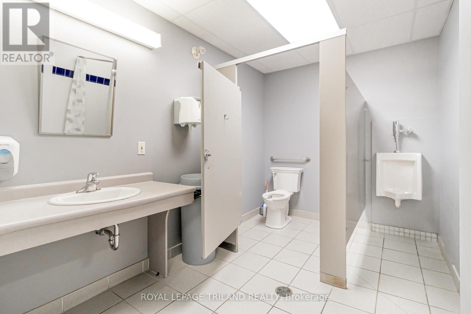 1 - 37 Ontario Street N, Lambton Shores, Ontario  N0M 1T0 - Photo 20 - X11940174