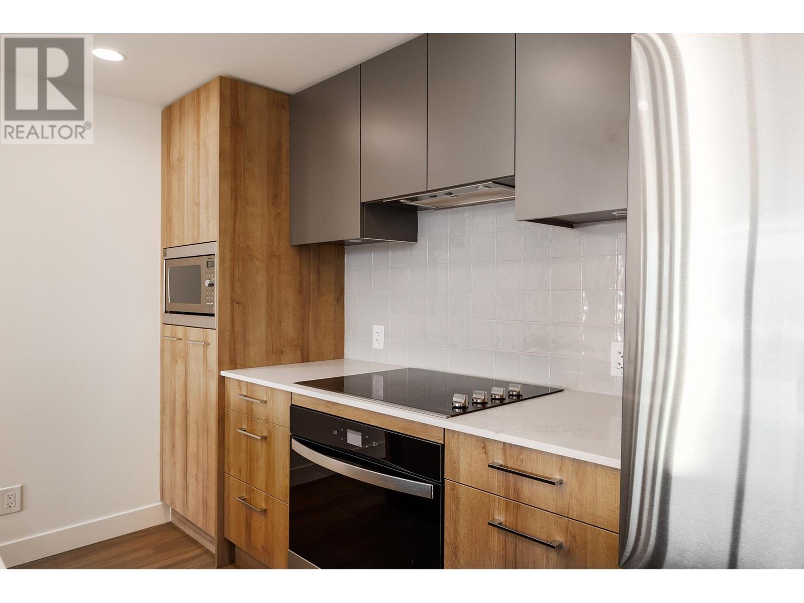 Property at 3699 Capozzi Road Unit# 909 image 3