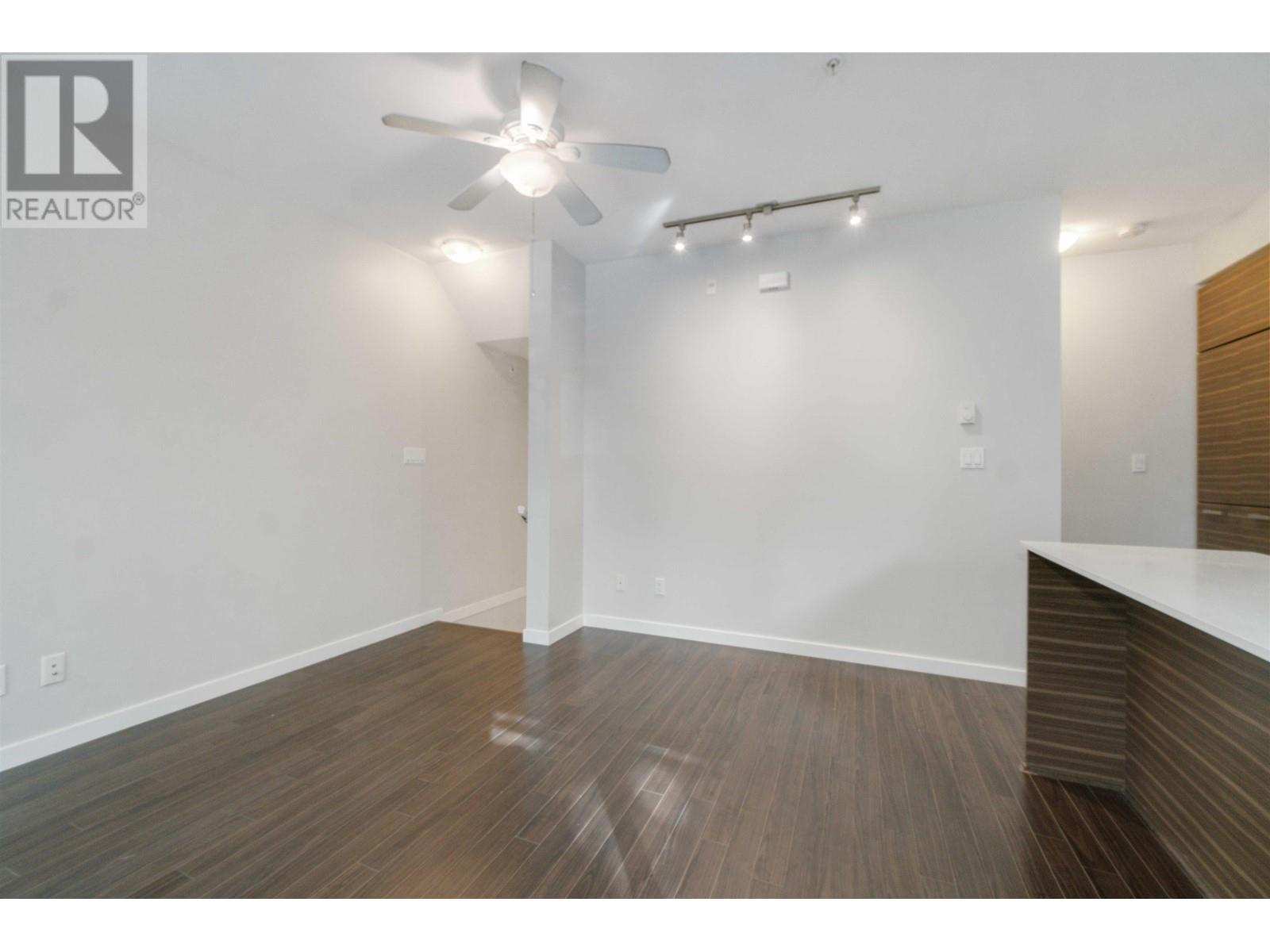 Listing Picture 19 of 35 : 41 6965 HASTINGS STREET, Burnaby / 本拿比 - 魯藝地產 Yvonne Lu Group - MLS Medallion Club Member