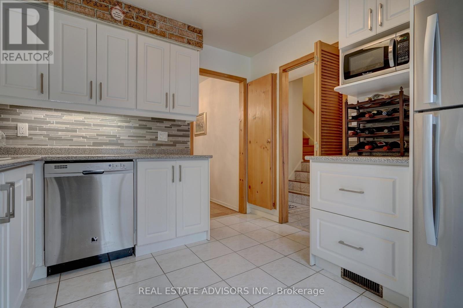 Property at 47 - 3175 KIRWIN AVENUE image 5