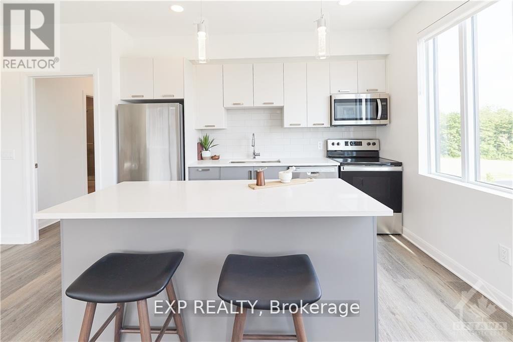 211 - 2055 Portobello Boulevard, Ottawa, Ontario  K4A 4E7 - Photo 2 - X11940218