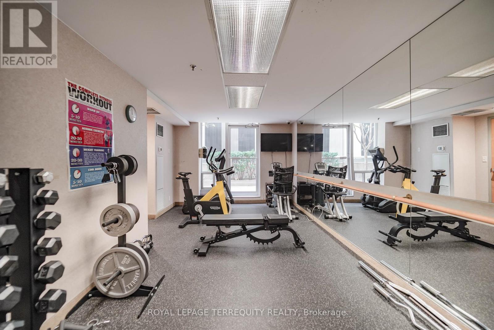 1708 - 43 Eglinton Avenue E, Toronto (Mount Pleasant West), Ontario  M4P 1A2 - Photo 19 - C11940034