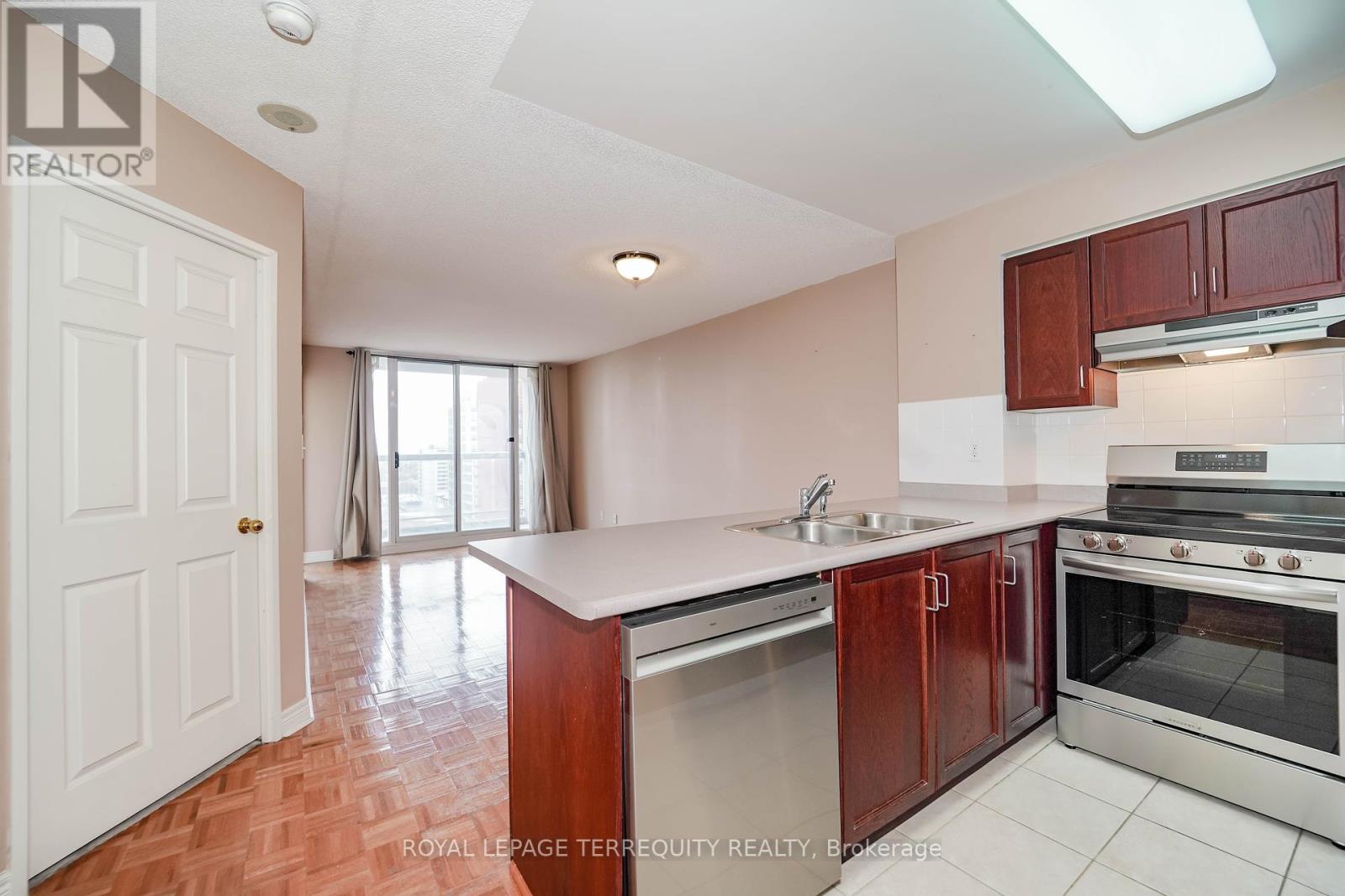 1708 - 43 Eglinton Avenue E, Toronto, Ontario  M4P 1A2 - Photo 33 - C11940034