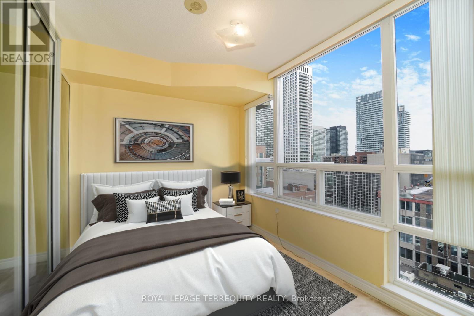 1708 - 43 Eglinton Avenue E, Toronto (Mount Pleasant West), Ontario  M4P 1A2 - Photo 8 - C11940034