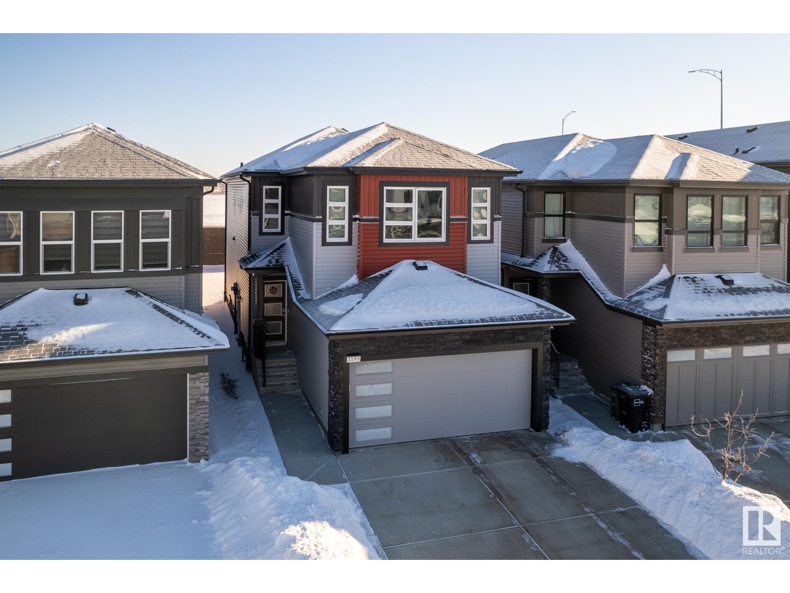 3193 Checknita Wy Sw, Edmonton, Alberta  T6W 4W7 - Photo 3 - E4419186