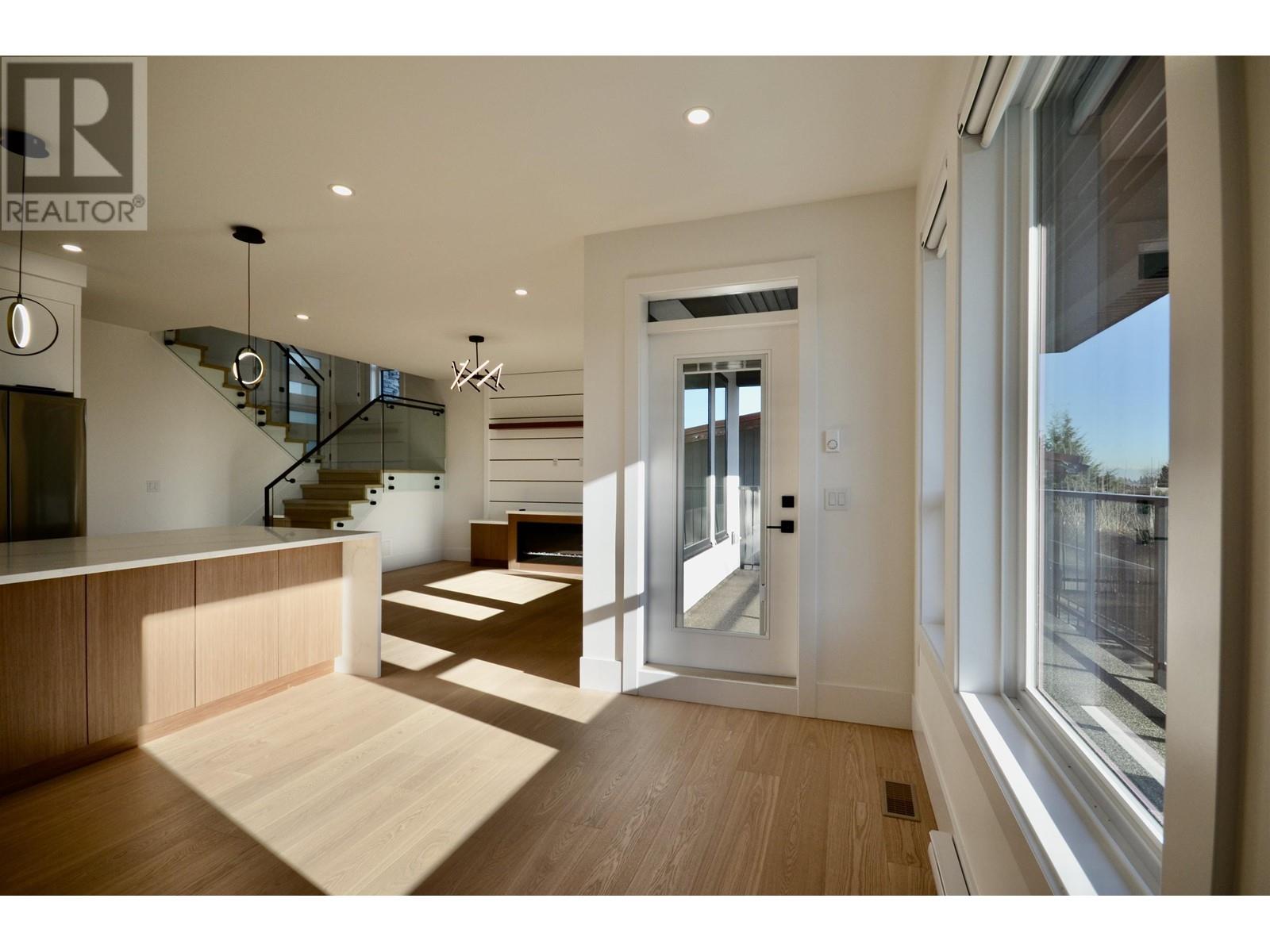 104 942 Stewart Avenue, Coquitlam, British Columbia  V3K 2N6 - Photo 14 - R2959670