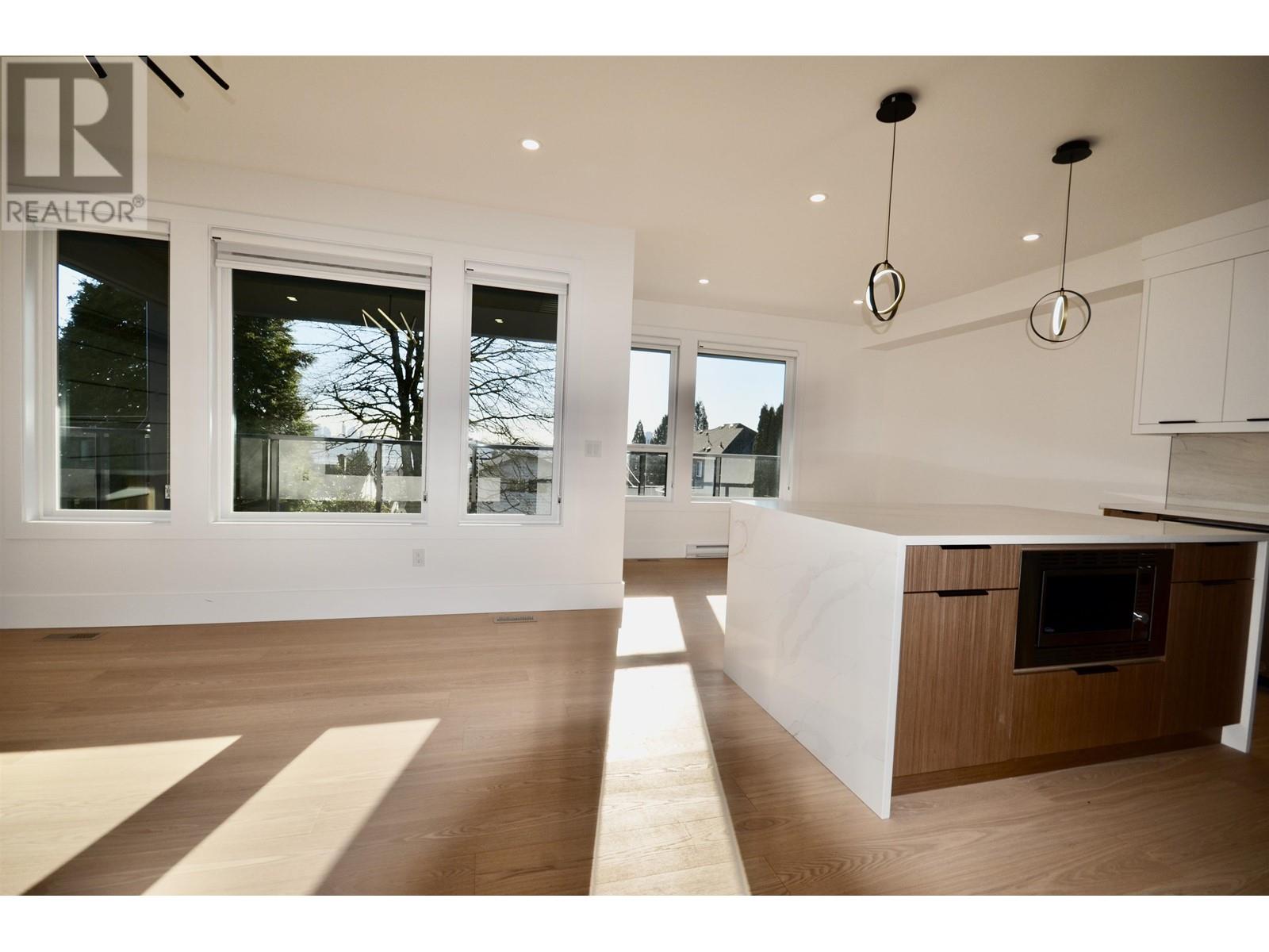 104 942 Stewart Avenue, Coquitlam, British Columbia  V3K 2N6 - Photo 10 - R2959670