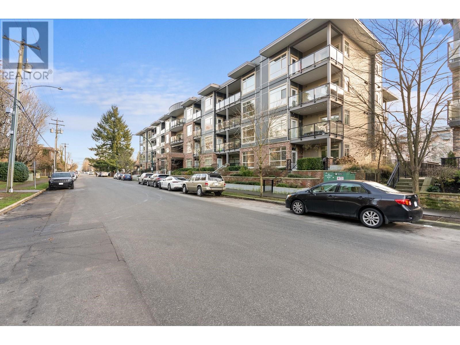 210 2436 Kelly Avenue, Coquitlam, British Columbia  V3C 1Y4 - Photo 3 - R2960026