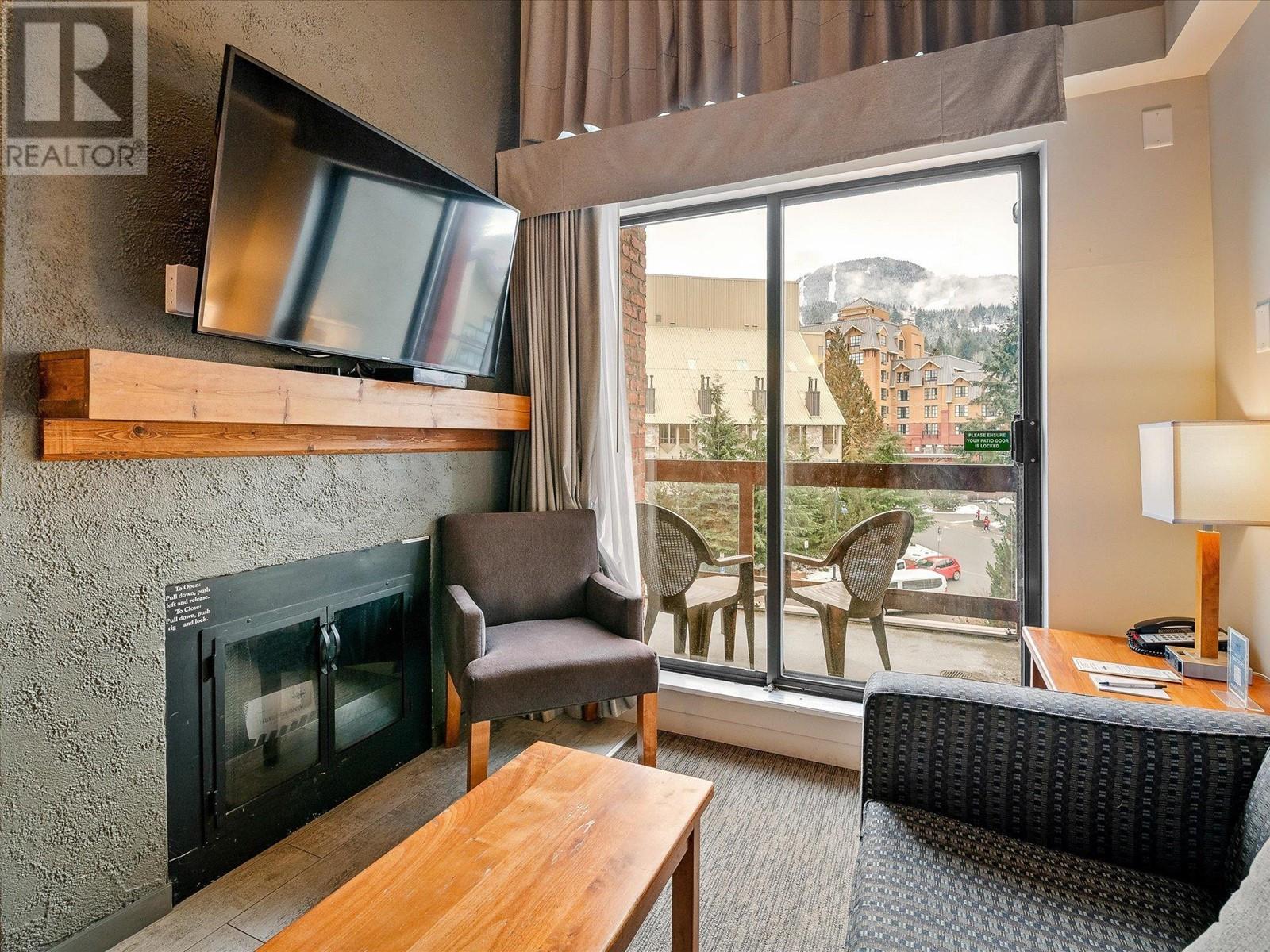 263 4429 Sundial Place, Whistler, British Columbia  V8E 1G8 - Photo 2 - R2960029