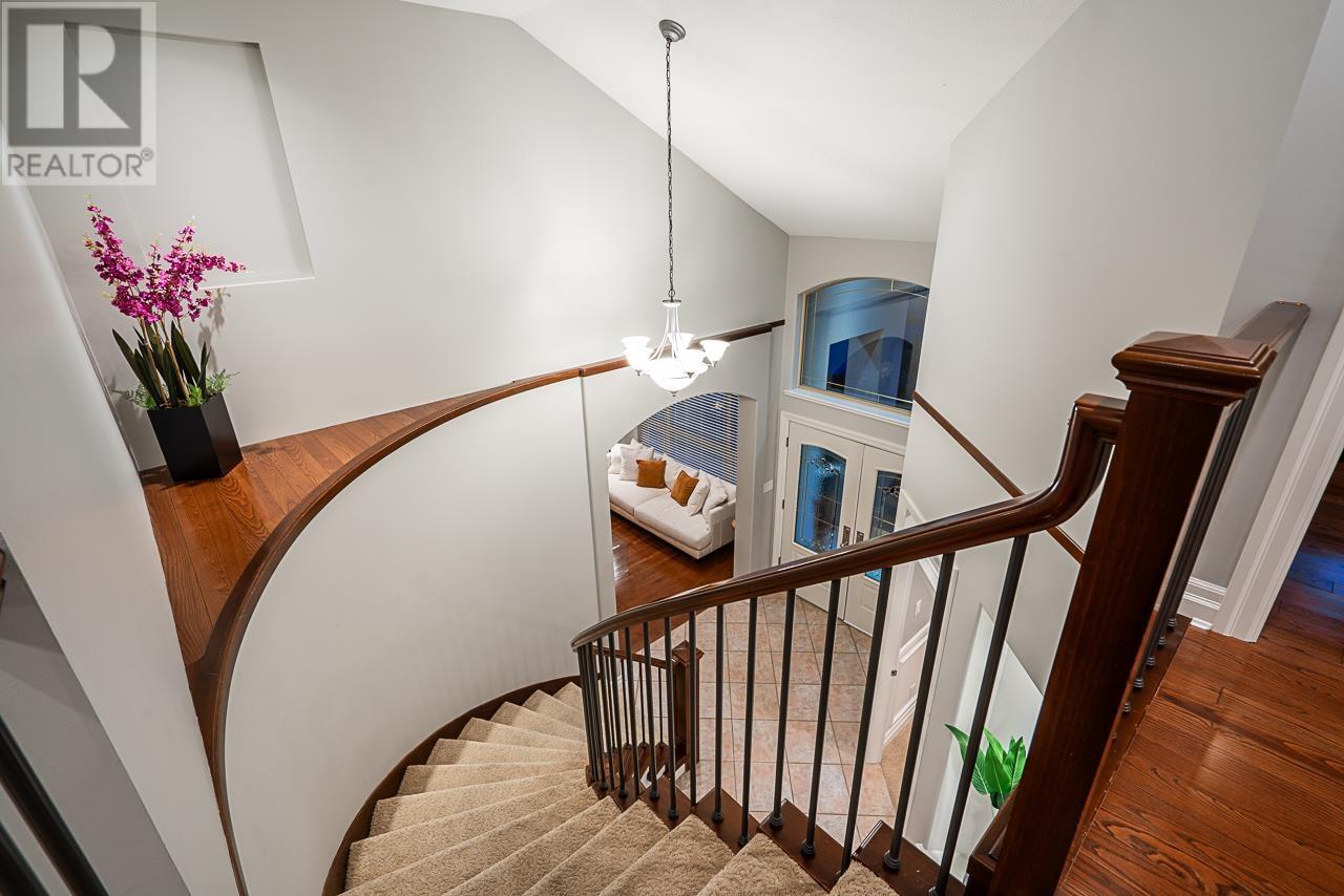 32 Wilkes Creek Drive, Port Moody, British Columbia  V3H 5A1 - Photo 17 - R2959822