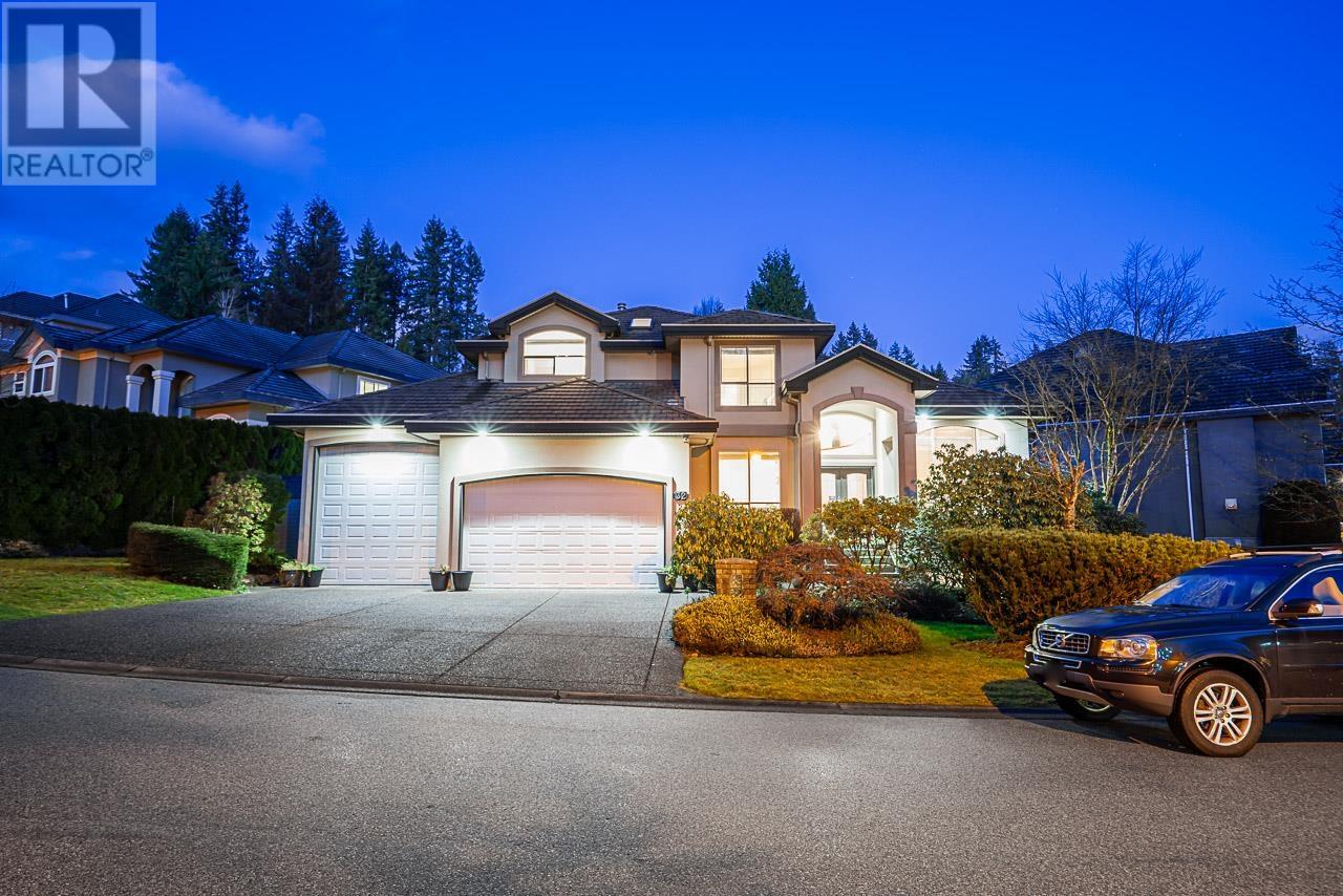 32 Wilkes Creek Drive, Port Moody, British Columbia  V3H 5A1 - Photo 2 - R2959822