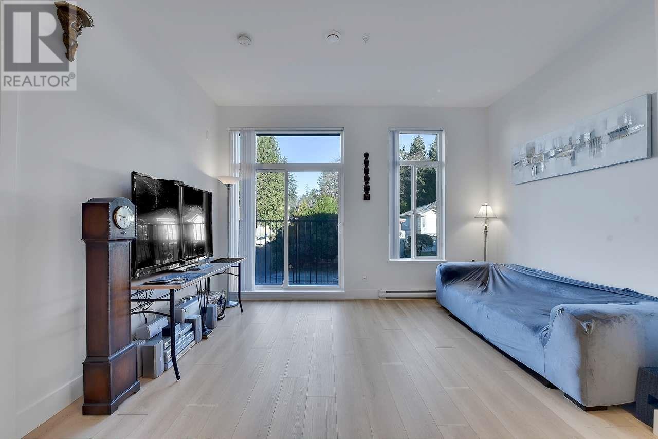 211 708 Edgar Avenue, Coquitlam, British Columbia  V3K 0H3 - Photo 2 - R2957790