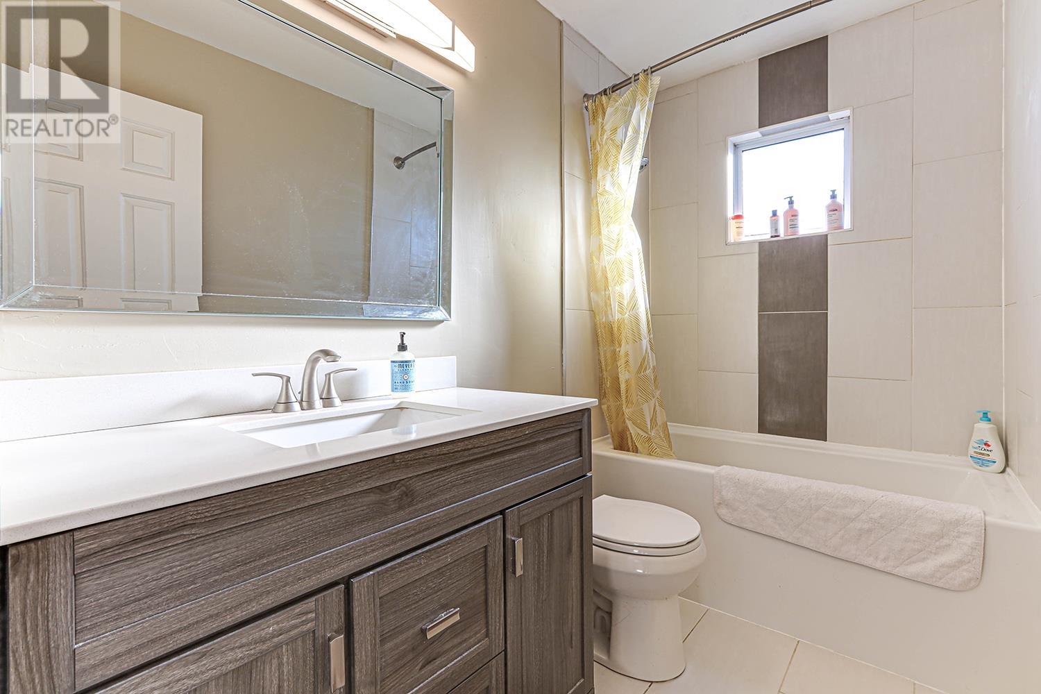 Listing Picture 22 of 33 : 23 2658 MORNINGSTAR CRESCENT, Vancouver / 溫哥華 - 魯藝地產 Yvonne Lu Group - MLS Medallion Club Member