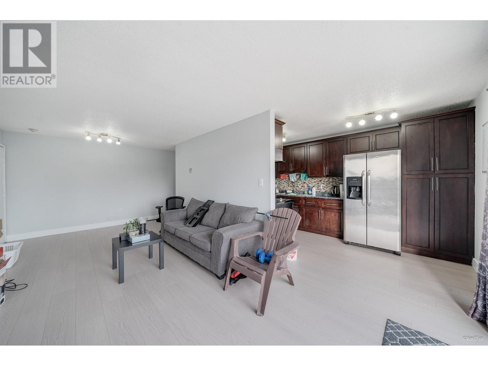 Listing Picture 18 of 26 : 326 8051 RYAN ROAD, Richmond / 烈治文 - 魯藝地產 Yvonne Lu Group - MLS Medallion Club Member