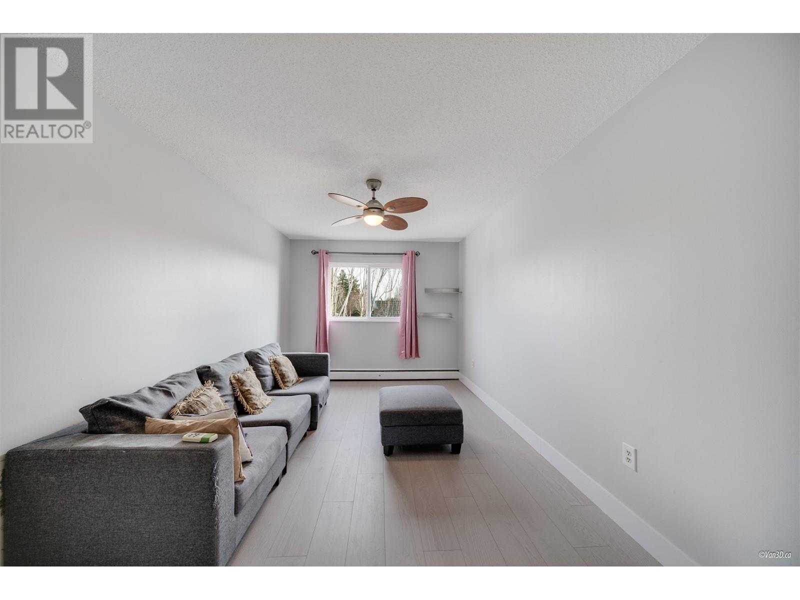 Listing Picture 2 of 26 : 326 8051 RYAN ROAD, Richmond / 烈治文 - 魯藝地產 Yvonne Lu Group - MLS Medallion Club Member