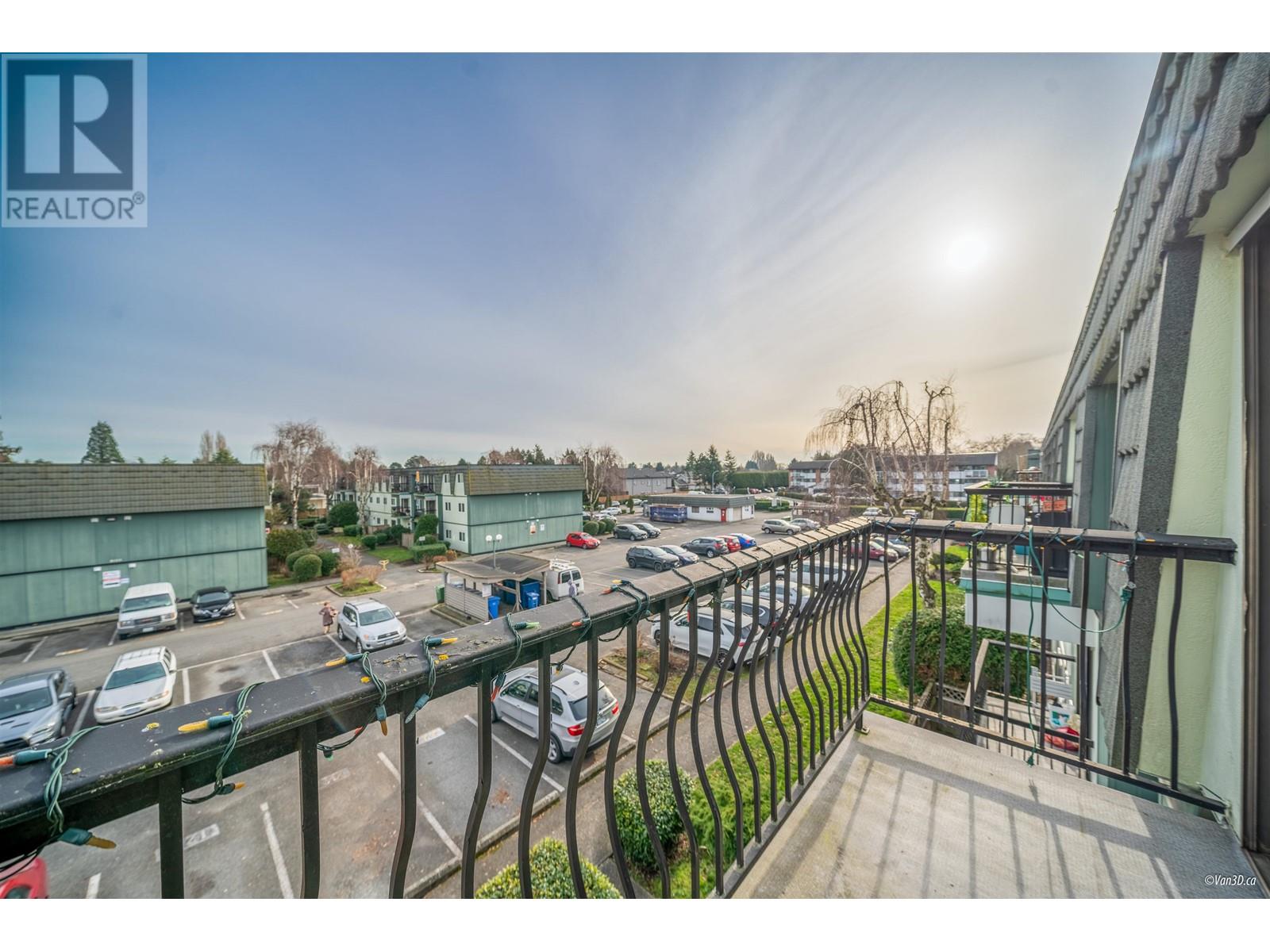 Listing Picture 21 of 26 : 326 8051 RYAN ROAD, Richmond / 烈治文 - 魯藝地產 Yvonne Lu Group - MLS Medallion Club Member