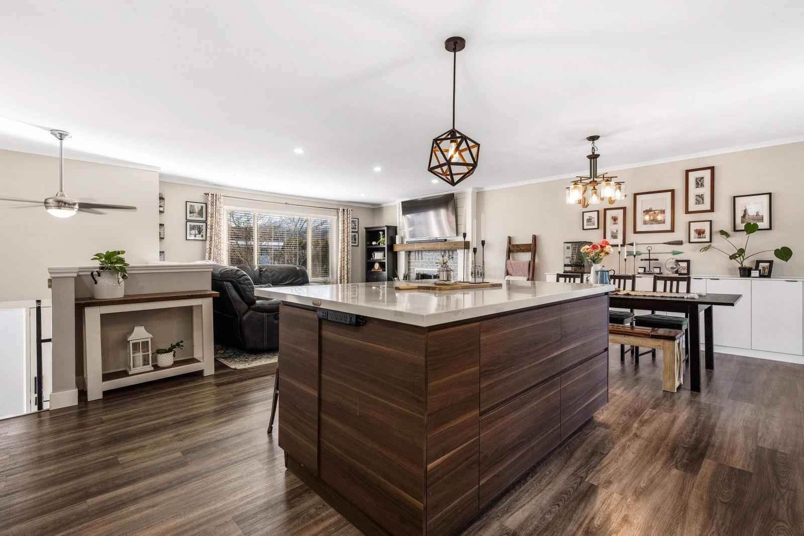 6021 Arlington Drive, Sardis South, Chilliwack, British Columbia V2R 2J6 - Photo 10 - R2957172