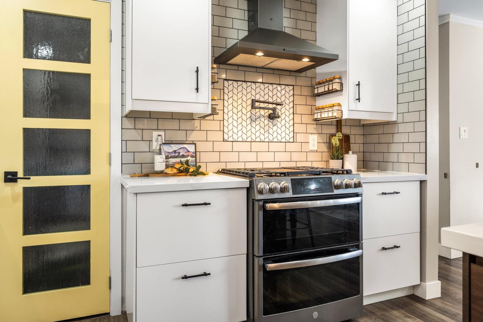 6021 Arlington Drive, Sardis South, Chilliwack, British Columbia V2R 2J6 - Photo 14 - R2957172