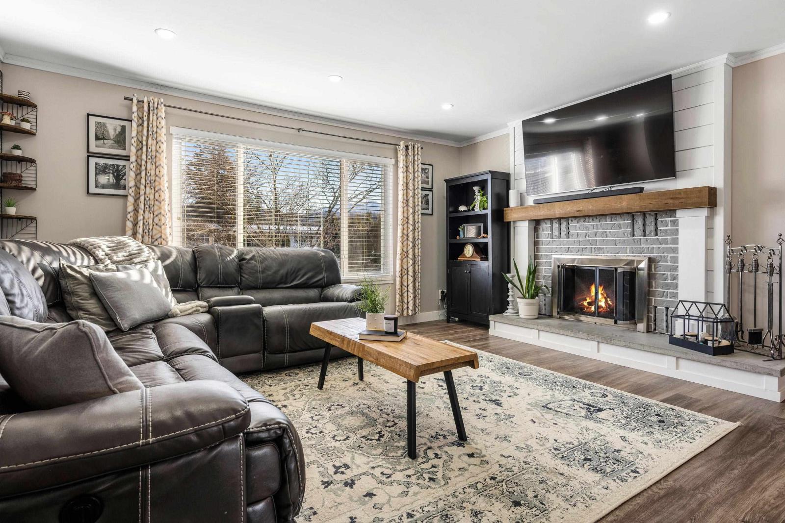 6021 Arlington Drive, Sardis South, Chilliwack, British Columbia V2R 2J6 - Photo 4 - R2957172