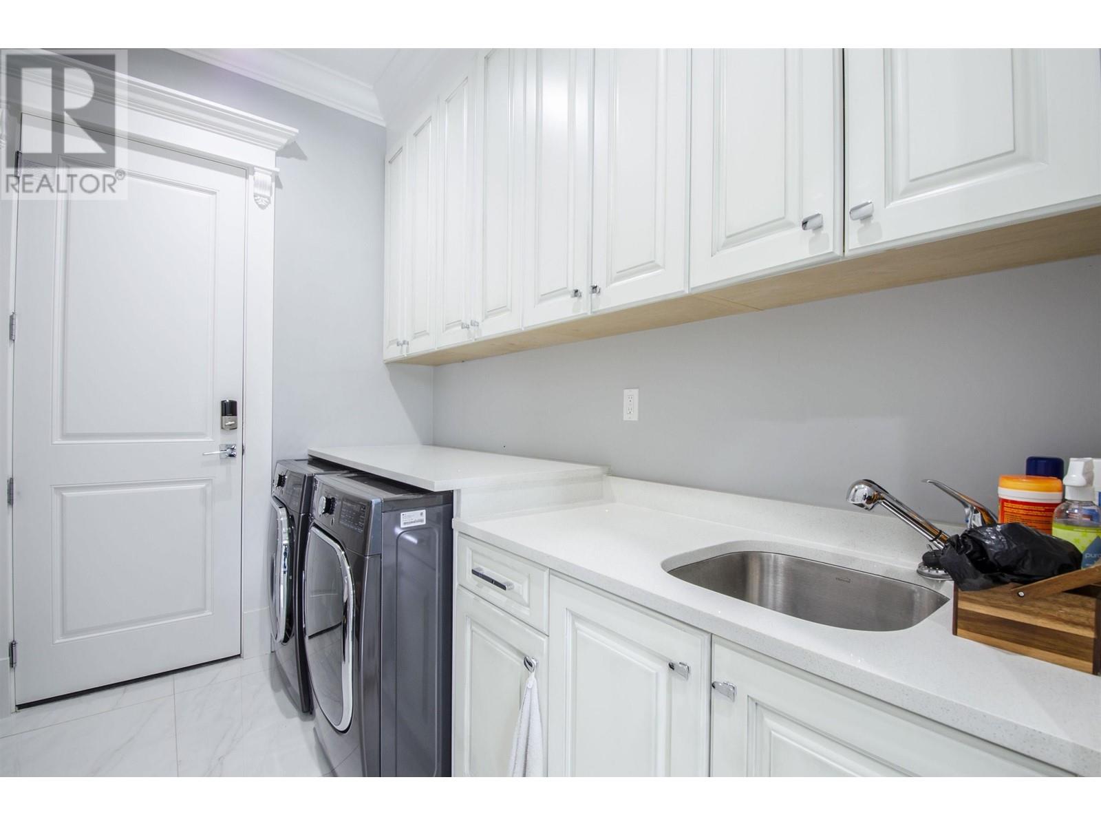 Listing Picture 25 of 37 : 3451 FRANCIS ROAD, Richmond / 烈治文 - 魯藝地產 Yvonne Lu Group - MLS Medallion Club Member