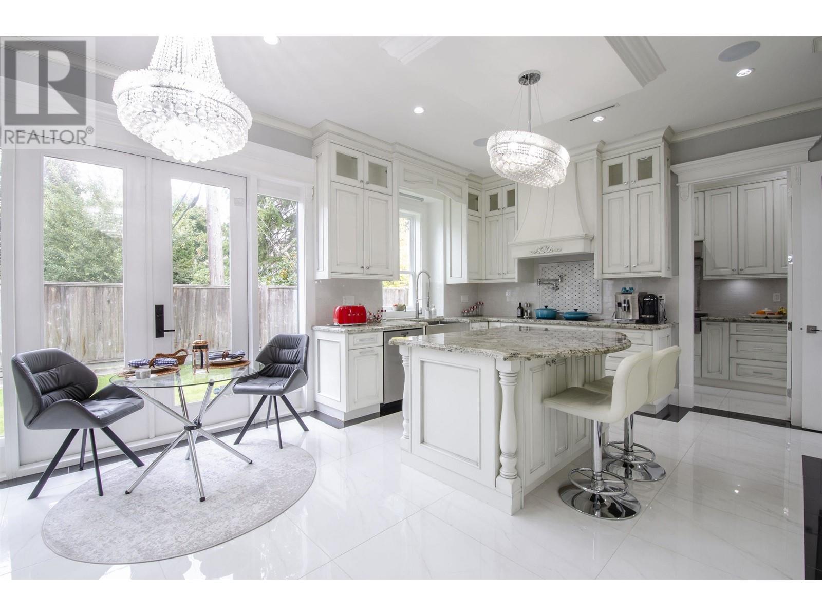 Listing Picture 10 of 37 : 3451 FRANCIS ROAD, Richmond / 烈治文 - 魯藝地產 Yvonne Lu Group - MLS Medallion Club Member