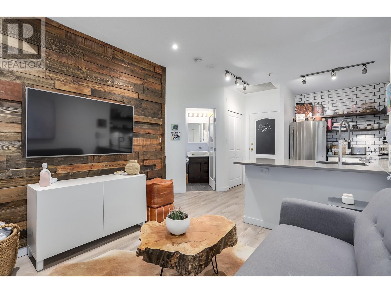 210 1177 Hornby Street, Vancouver, British Columbia  V6Z 2E9 - Photo 1 - R2960057