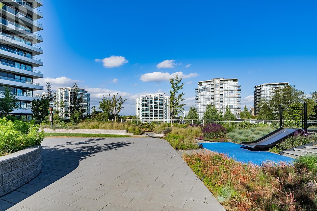 Listing Picture 15 of 23 : 307 5788 GILBERT ROAD, Richmond / 烈治文 - 魯藝地產 Yvonne Lu Group - MLS Medallion Club Member