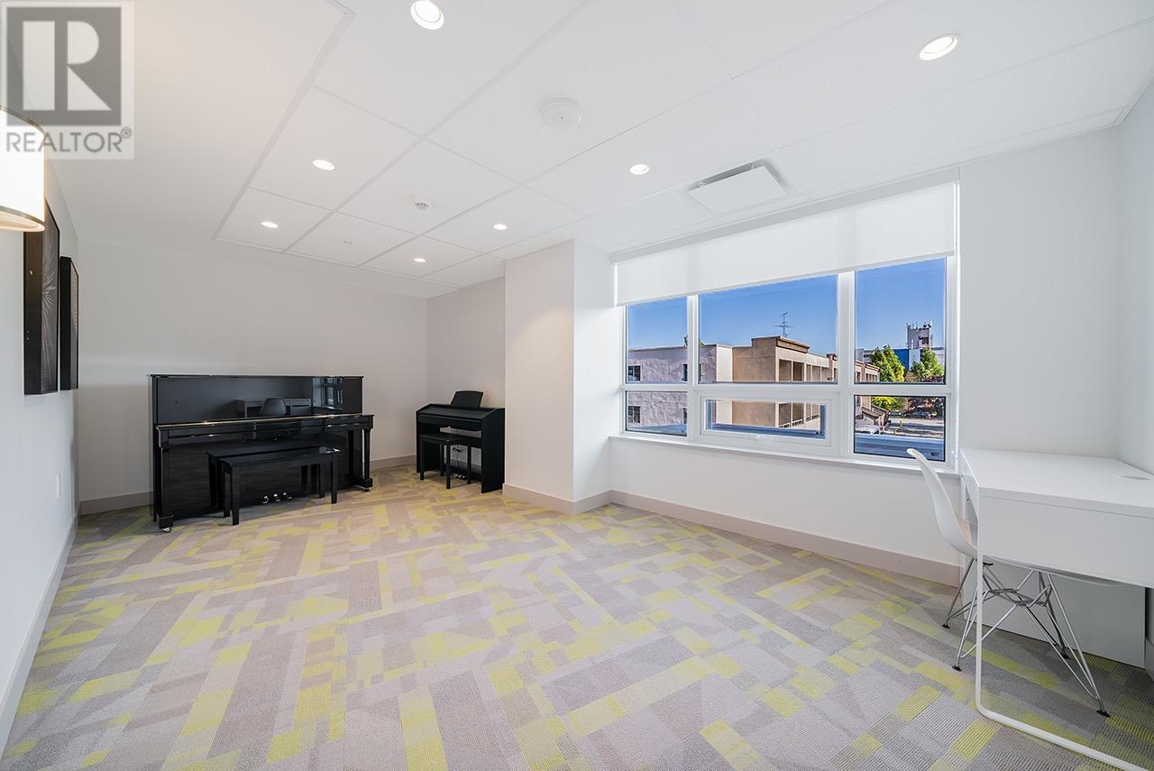 Listing Picture 21 of 23 : 307 5788 GILBERT ROAD, Richmond / 烈治文 - 魯藝地產 Yvonne Lu Group - MLS Medallion Club Member