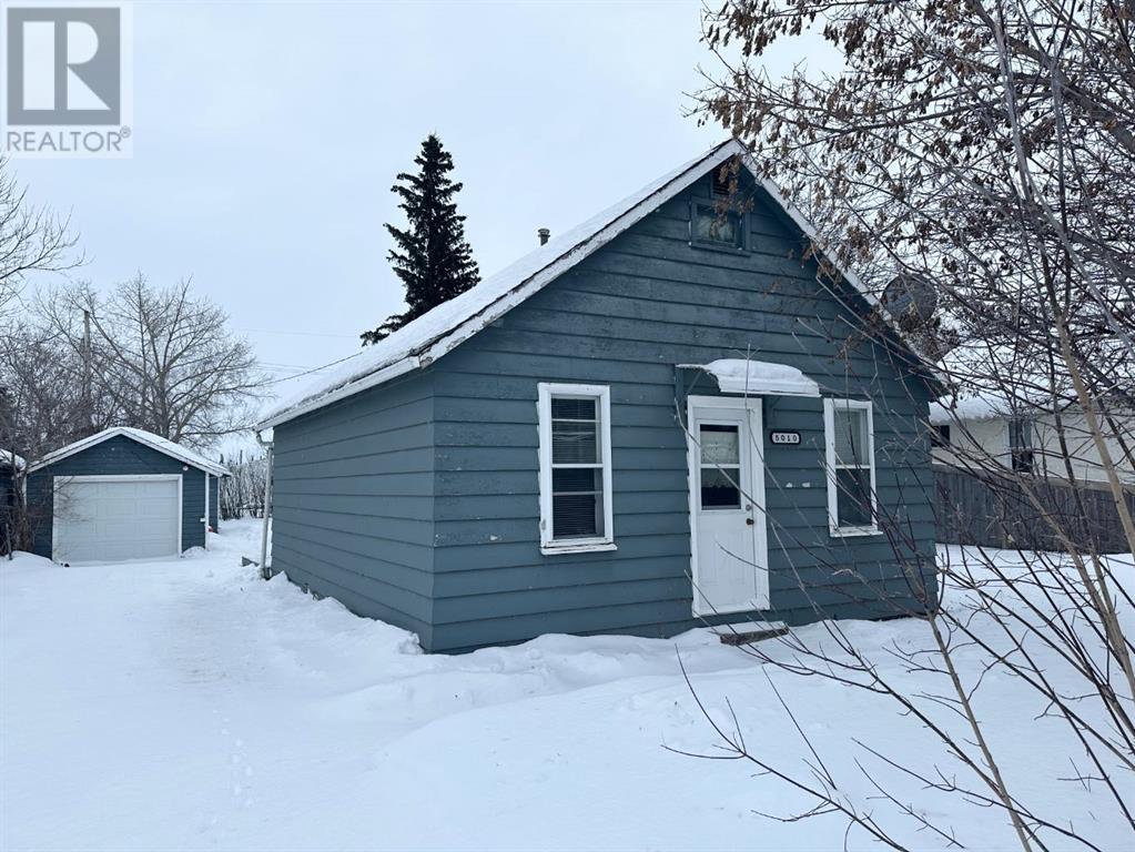 5010 48 Street, Dewberry, Alberta  T0B 1G0 - Photo 1 - A2189782