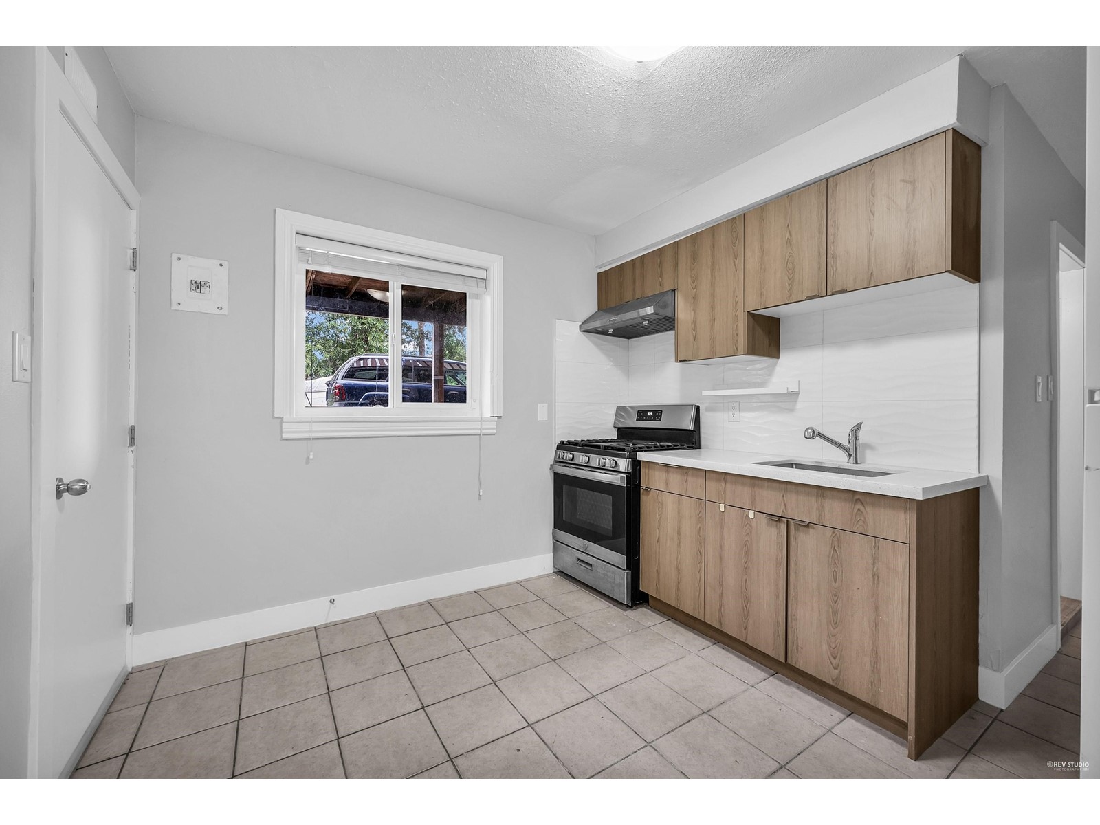 13275 95a Avenue, Surrey, British Columbia  V3V 1R4 - Photo 5 - R2959844