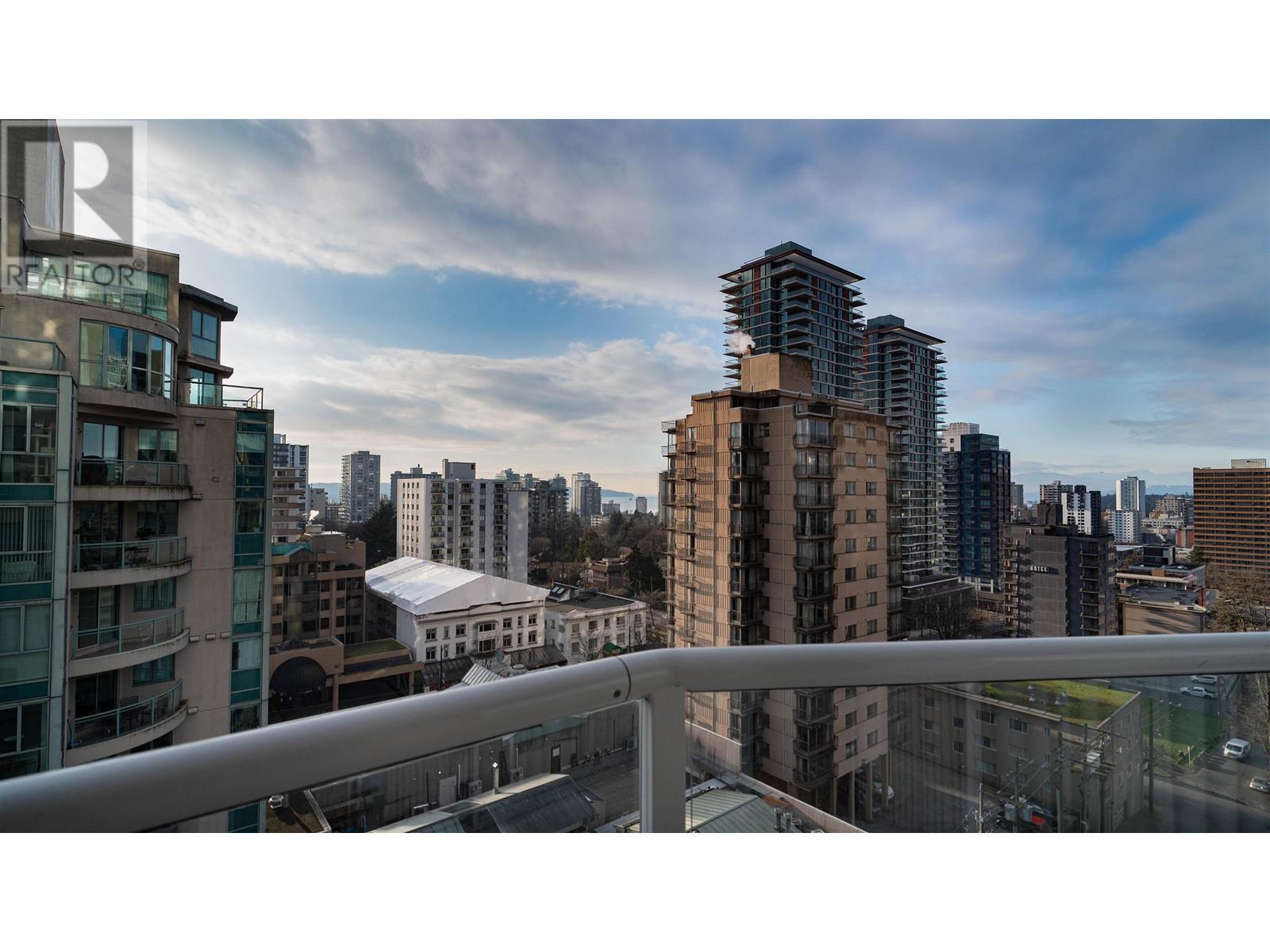 Listing Picture 7 of 37 : 1003 717 JERVIS STREET, Vancouver / 溫哥華 - 魯藝地產 Yvonne Lu Group - MLS Medallion Club Member