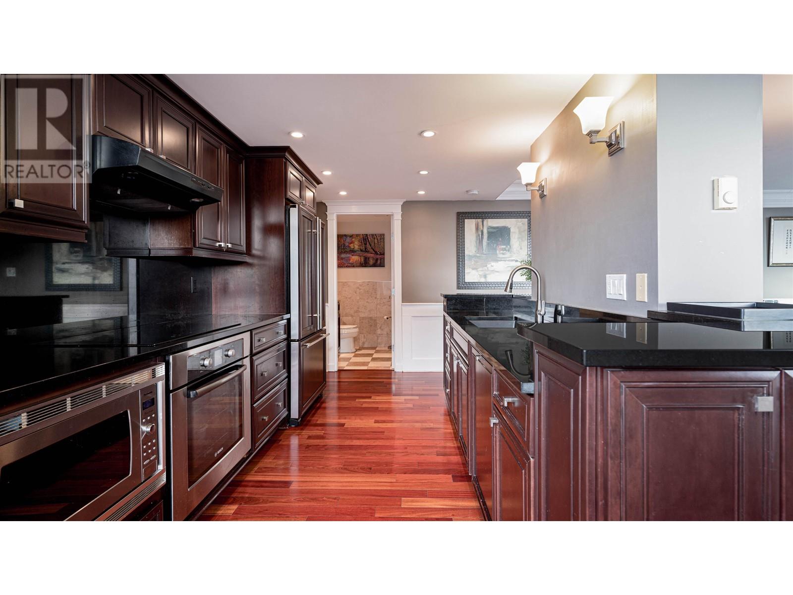 Listing Picture 15 of 37 : 1003 717 JERVIS STREET, Vancouver / 溫哥華 - 魯藝地產 Yvonne Lu Group - MLS Medallion Club Member