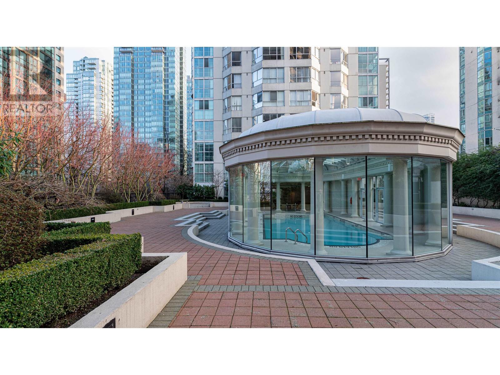 Listing Picture 34 of 37 : 1003 717 JERVIS STREET, Vancouver / 溫哥華 - 魯藝地產 Yvonne Lu Group - MLS Medallion Club Member