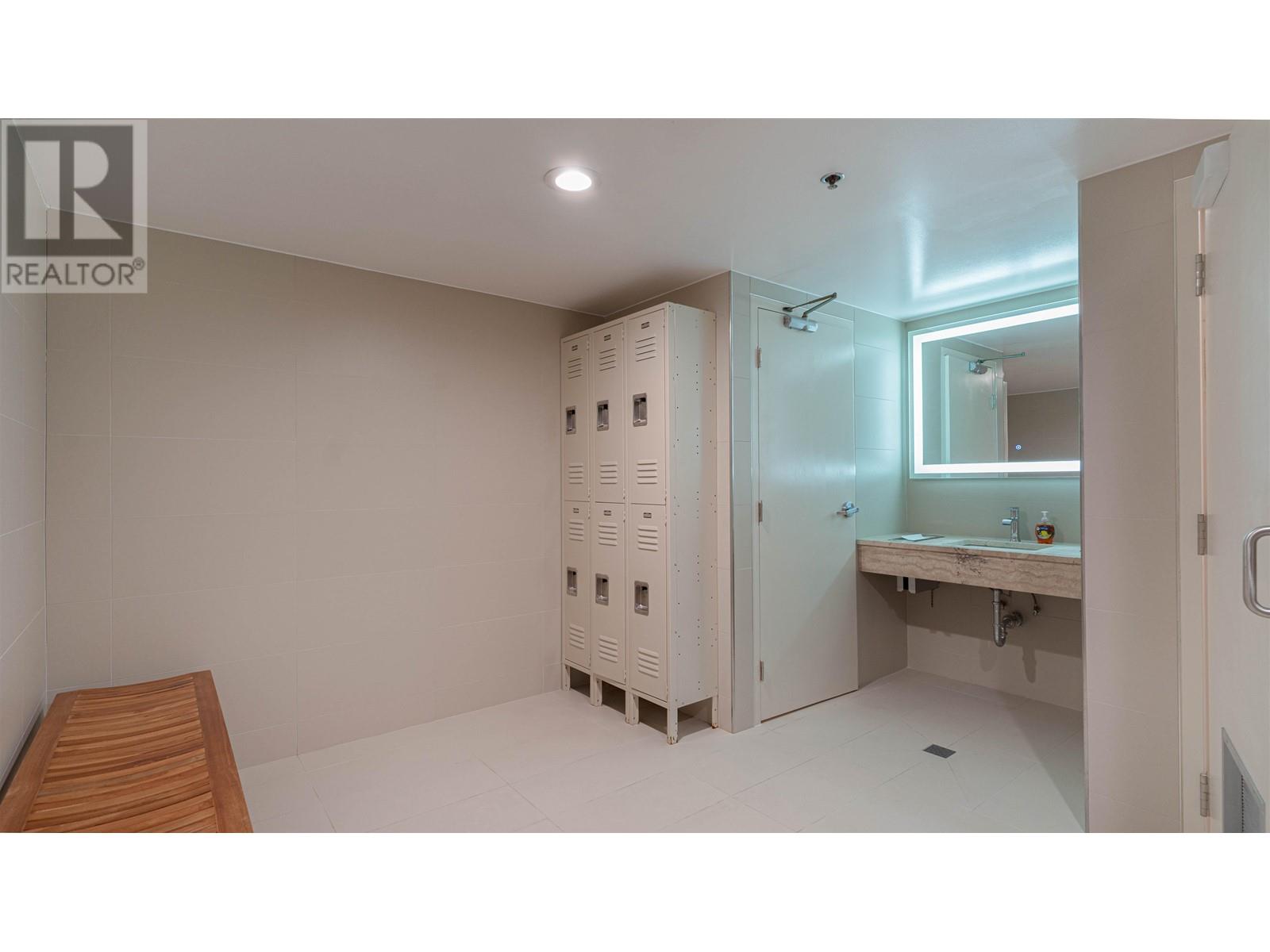 Listing Picture 33 of 37 : 1003 717 JERVIS STREET, Vancouver / 溫哥華 - 魯藝地產 Yvonne Lu Group - MLS Medallion Club Member