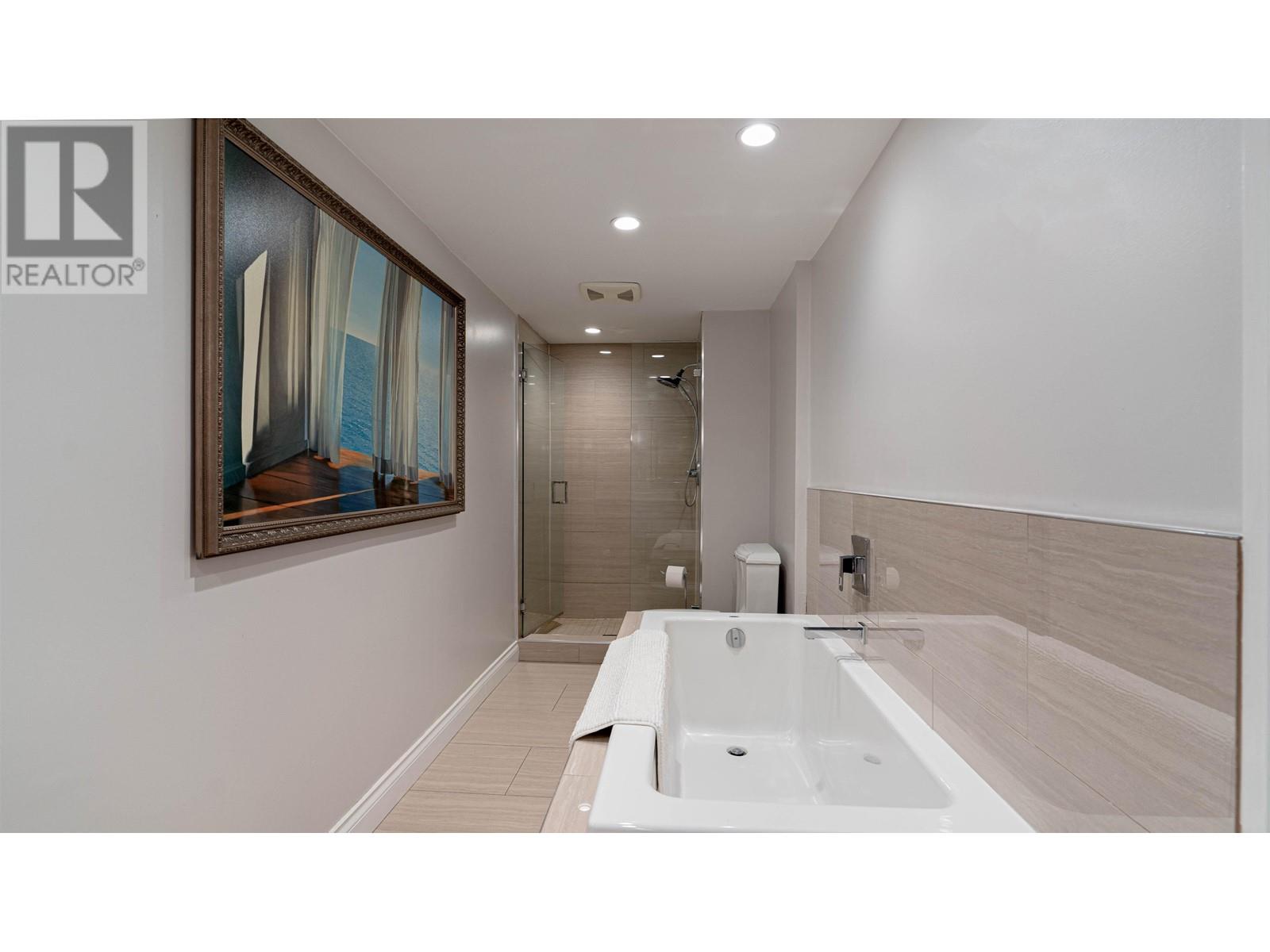 Listing Picture 27 of 37 : 1003 717 JERVIS STREET, Vancouver / 溫哥華 - 魯藝地產 Yvonne Lu Group - MLS Medallion Club Member