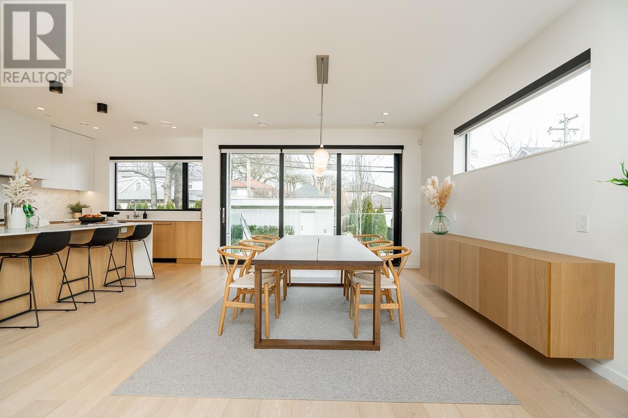 Listing Picture 6 of 40 : 365 E 24TH AVENUE, Vancouver / 溫哥華 - 魯藝地產 Yvonne Lu Group - MLS Medallion Club Member