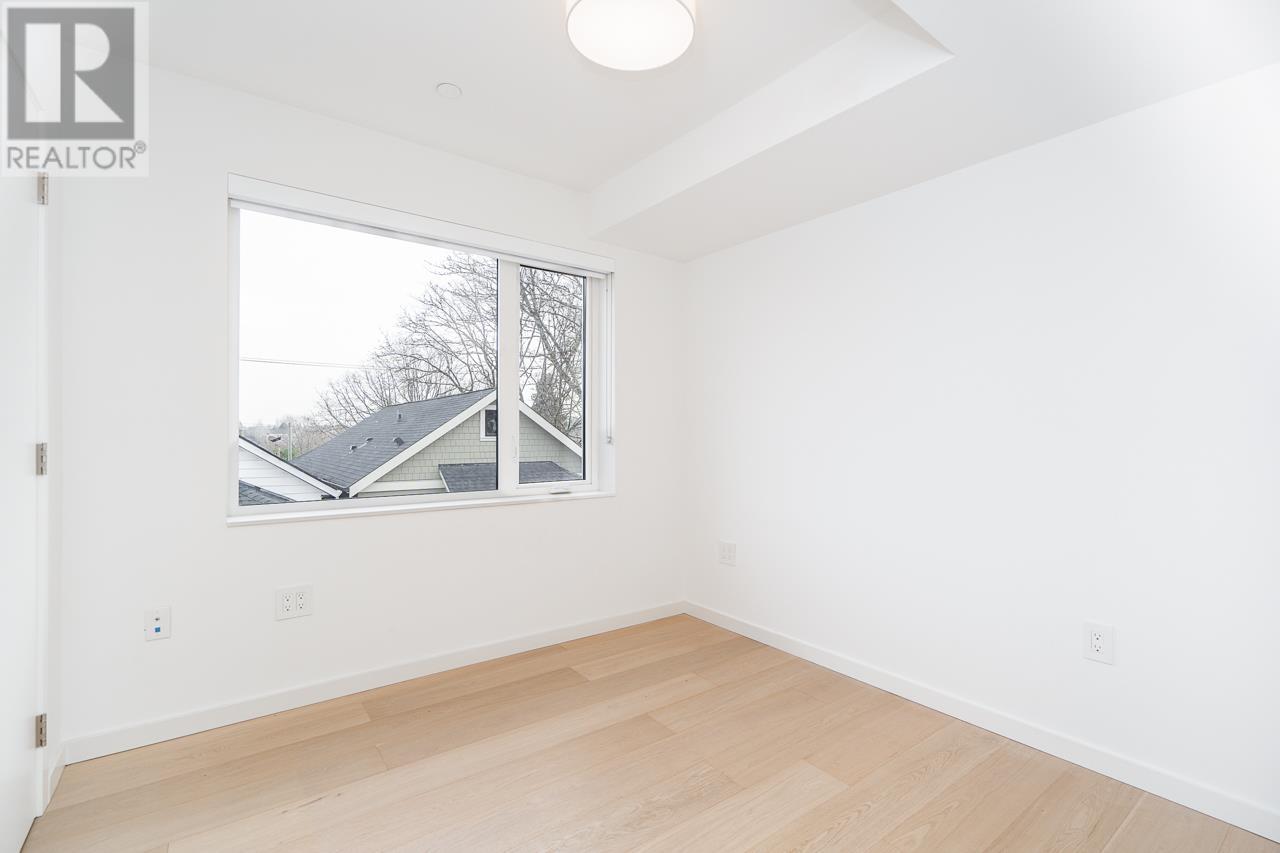 Listing Picture 21 of 40 : 365 E 24TH AVENUE, Vancouver / 溫哥華 - 魯藝地產 Yvonne Lu Group - MLS Medallion Club Member