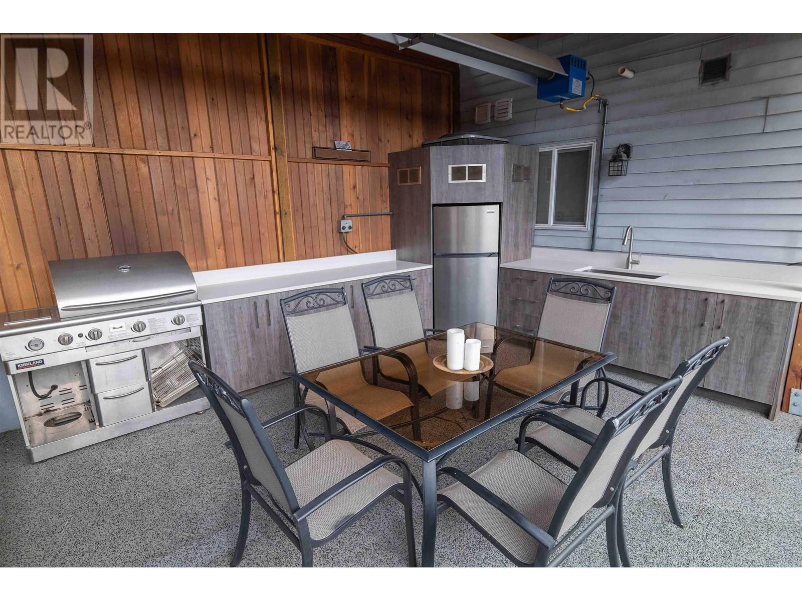 320 Nelson Street, Coquitlam, British Columbia  V3K 4N3 - Photo 15 - R2959104