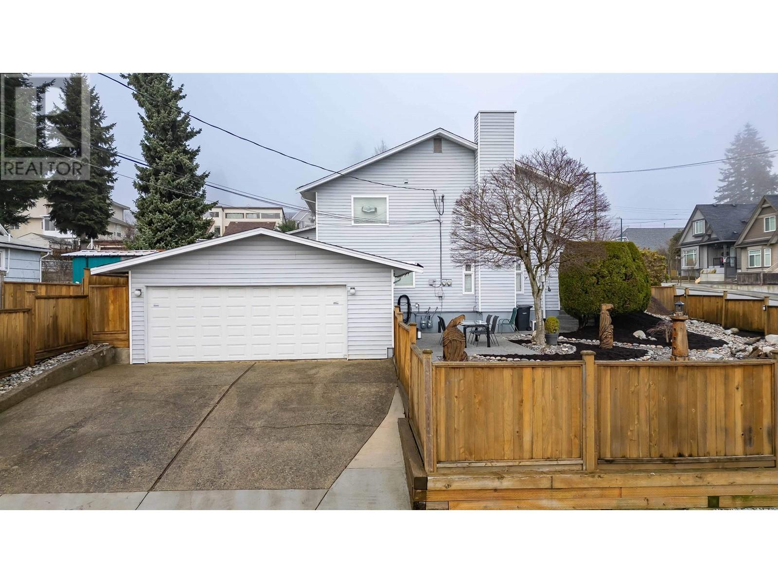 320 Nelson Street, Coquitlam, British Columbia  V3K 4N3 - Photo 4 - R2959104