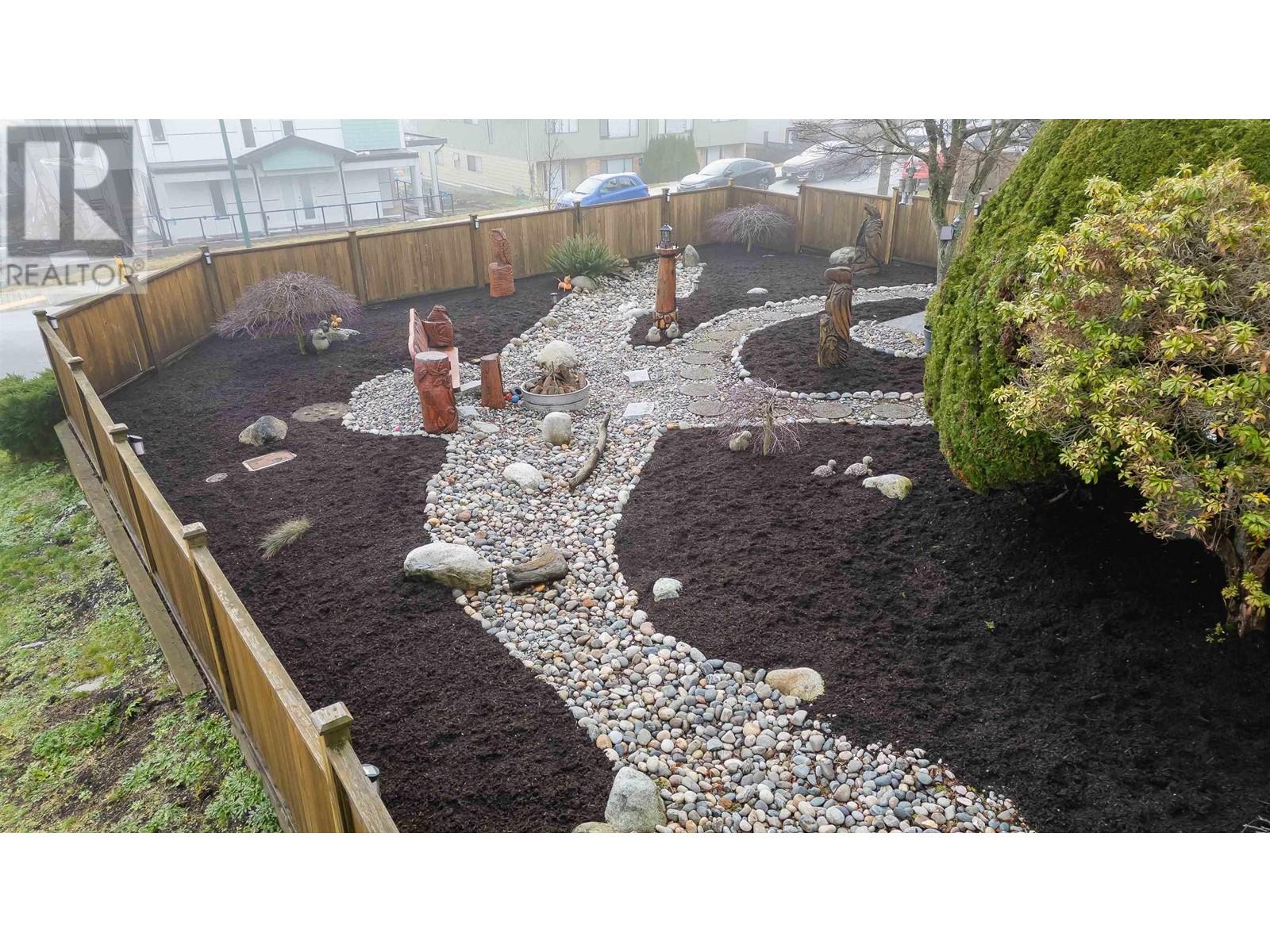 320 Nelson Street, Coquitlam, British Columbia  V3K 4N3 - Photo 8 - R2959104