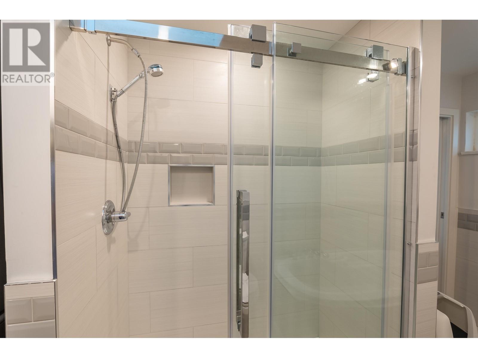 320 Nelson Street, Coquitlam, British Columbia  V3K 4N3 - Photo 30 - R2959104