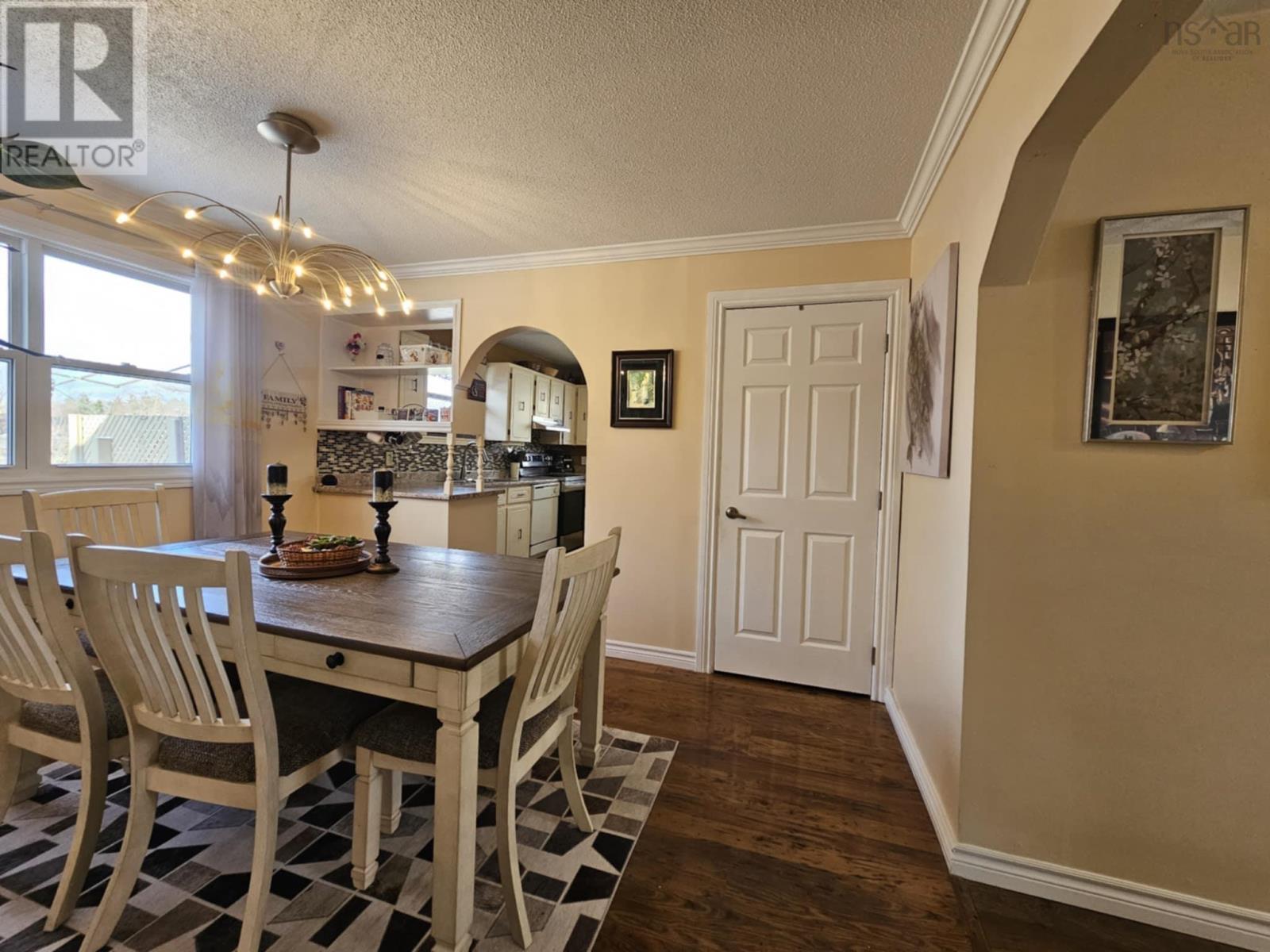 39 Halliday Street, Westmount, Nova Scotia  B1R 2A8 - Photo 15 - 202501603