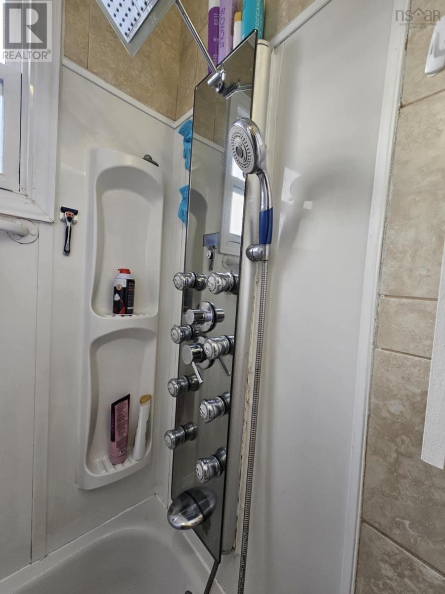 39 Halliday Street, Westmount, Nova Scotia  B1R 2A8 - Photo 26 - 202501603