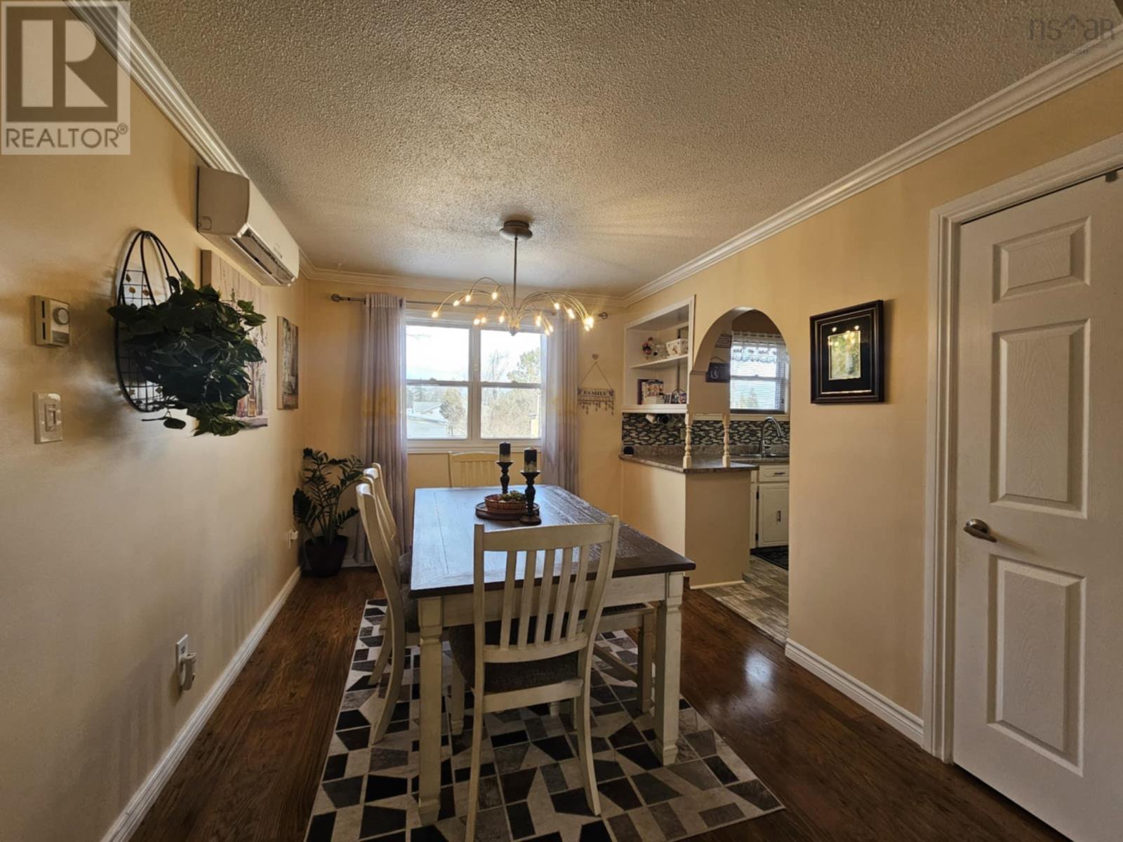 39 Halliday Street, Westmount, Nova Scotia  B1R 2A8 - Photo 7 - 202501603