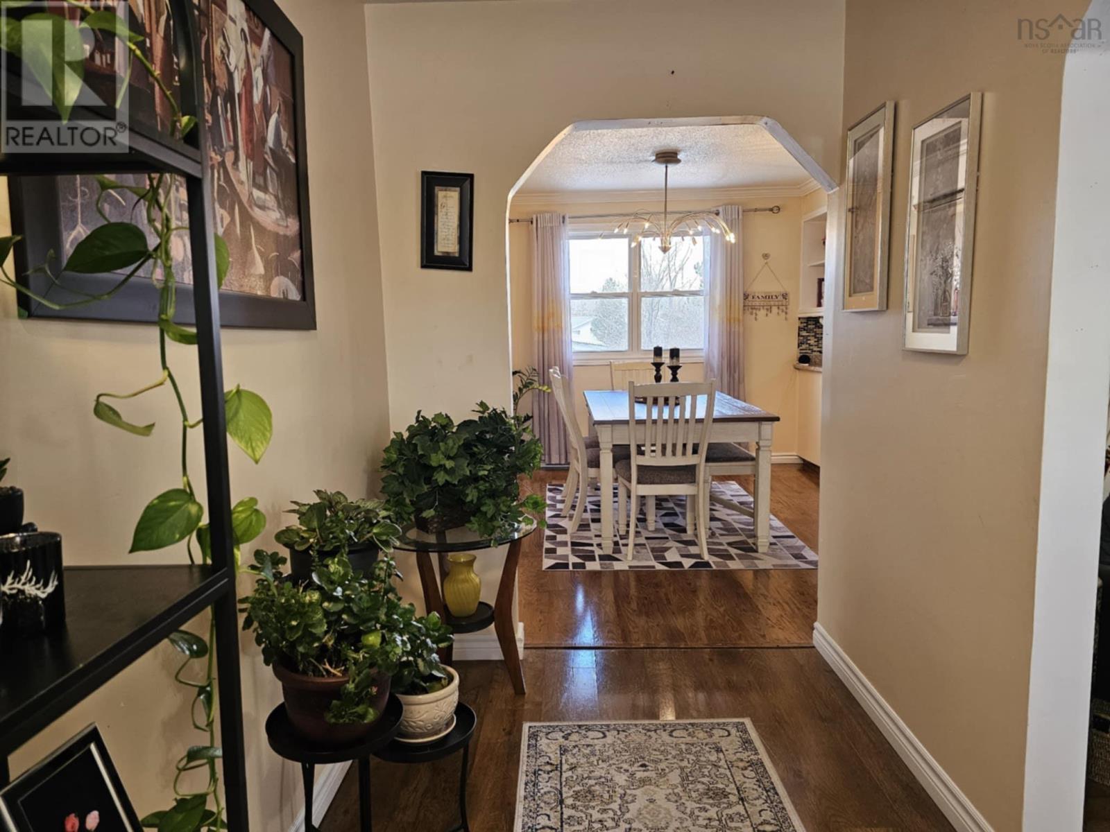 39 Halliday Street, Westmount, Nova Scotia  B1R 2A8 - Photo 9 - 202501603